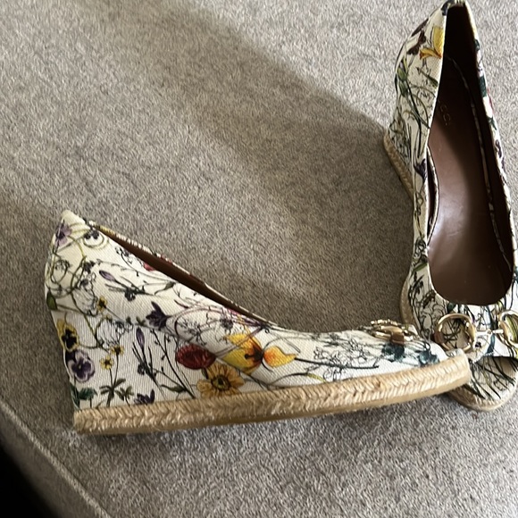 Gucci wedges - Picture 2 of 4